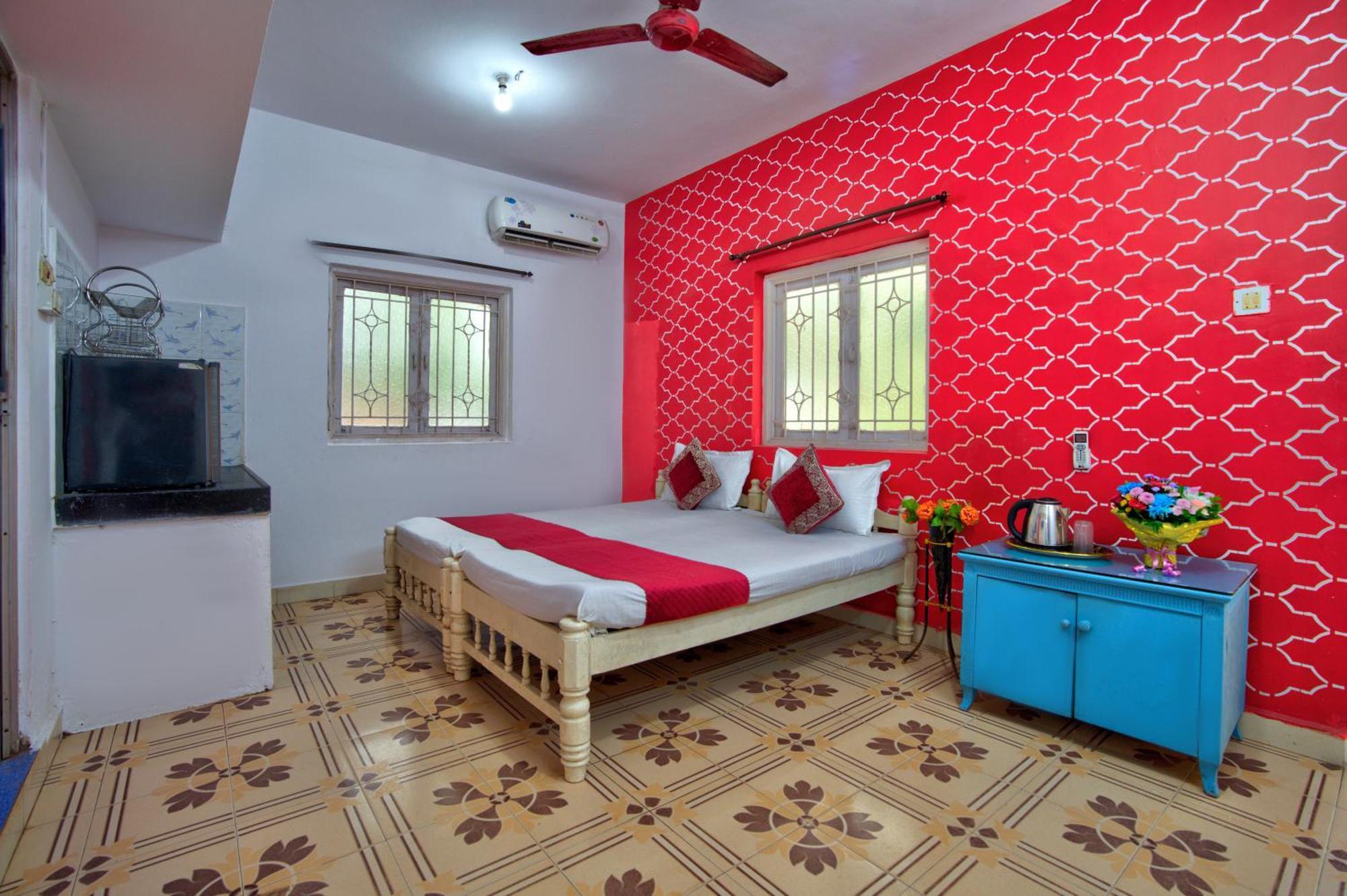 Oceanic Pearl Beach Guest House Калангут Экстерьер фото